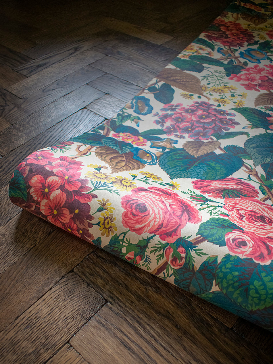 The Brambles Wallpaper Sample