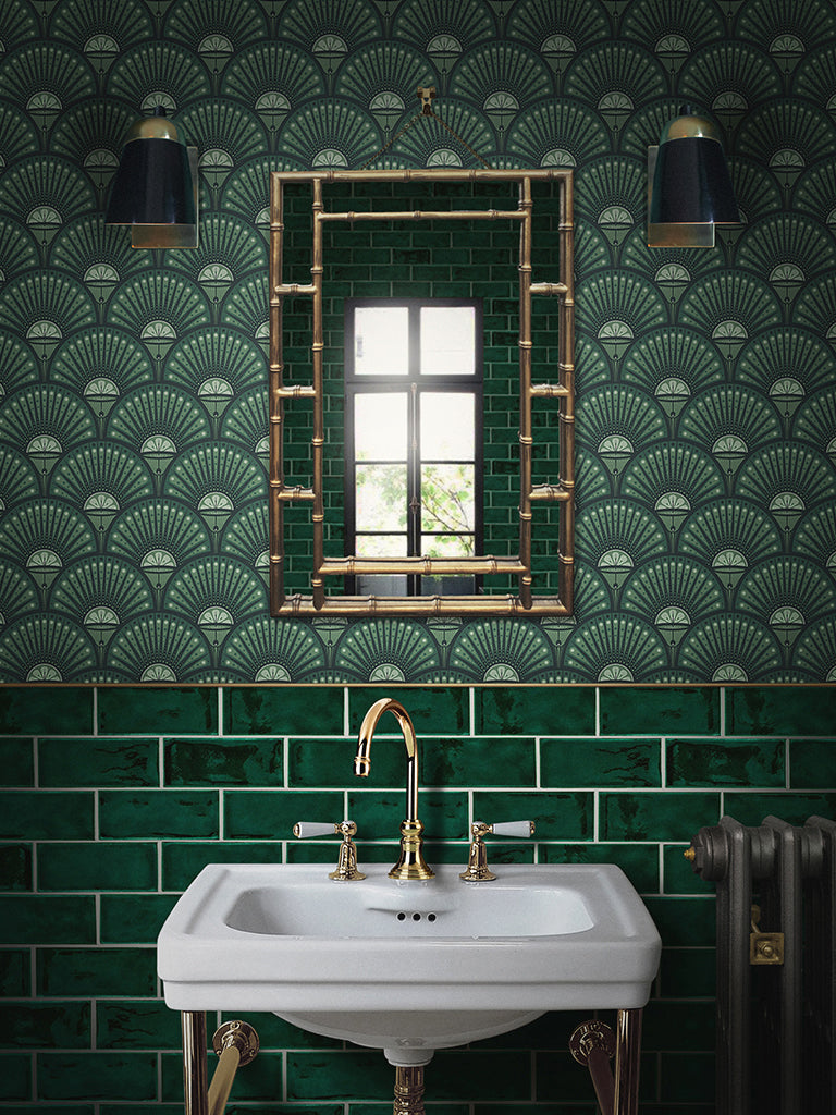 Deco Martini Wallpaper Sample