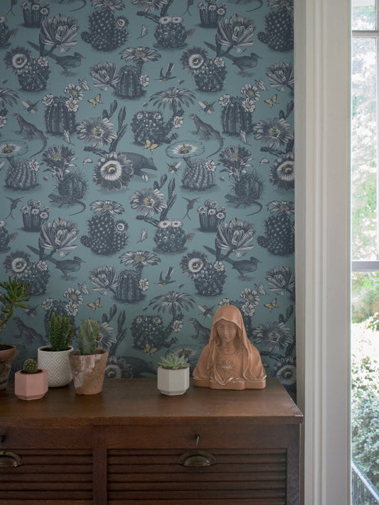 Priscilla Wallpaper Sample