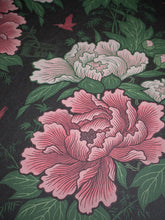 Load image into Gallery viewer, Bloomin&#39; Marvellous &#39;Blush Green&#39; Wallpaper