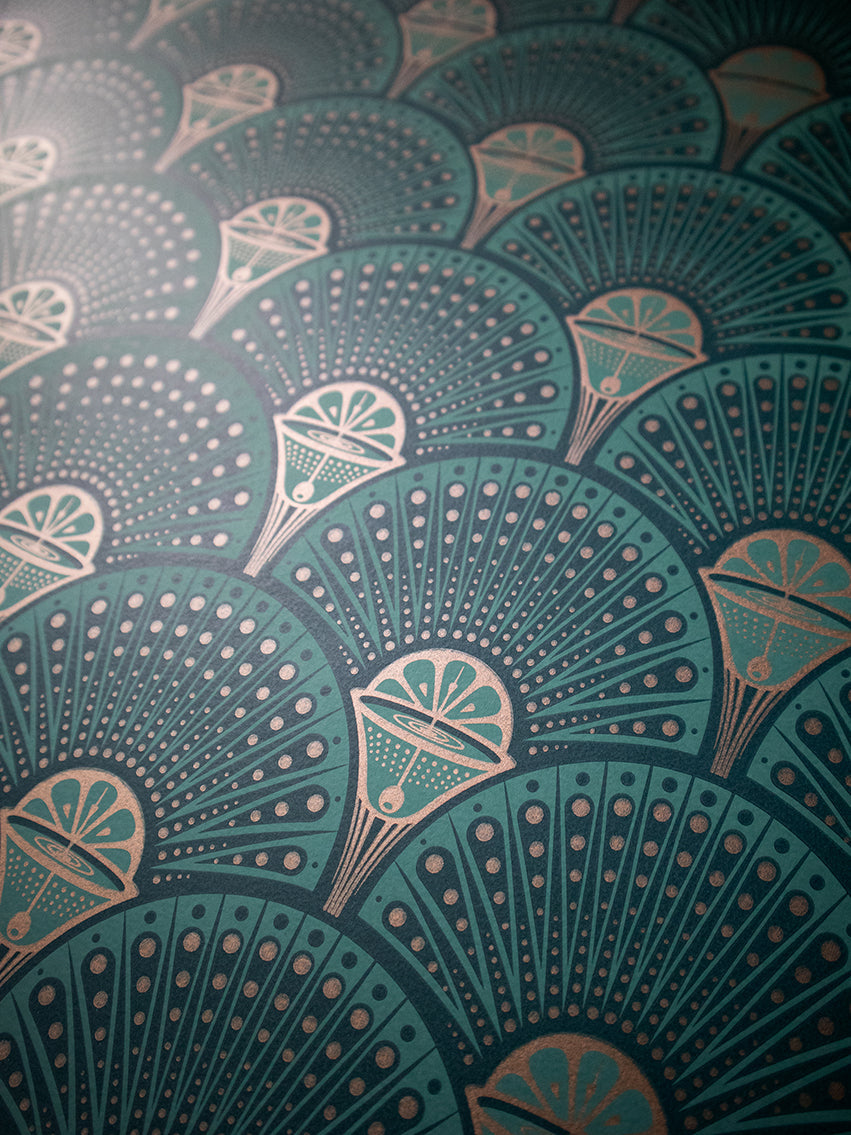 Deco Martini Wallpaper Sample