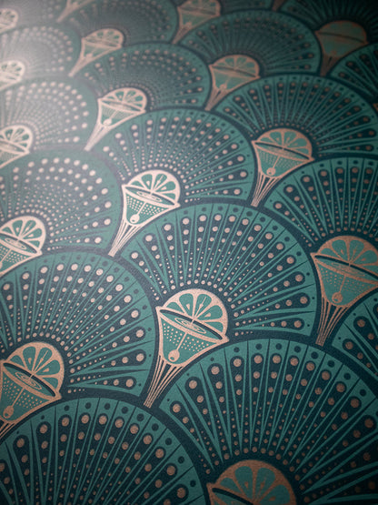 Deco Martini Wallpaper Sample