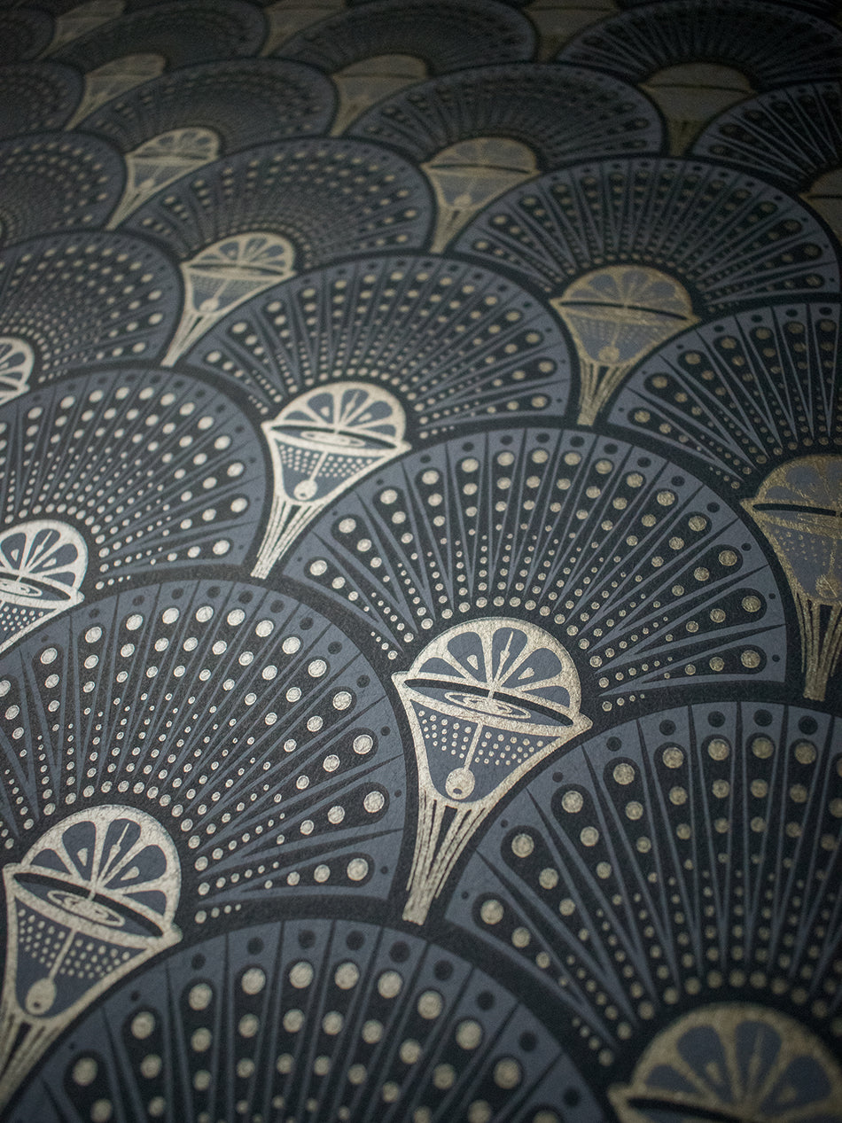 Deco Martini Wallpaper Sample