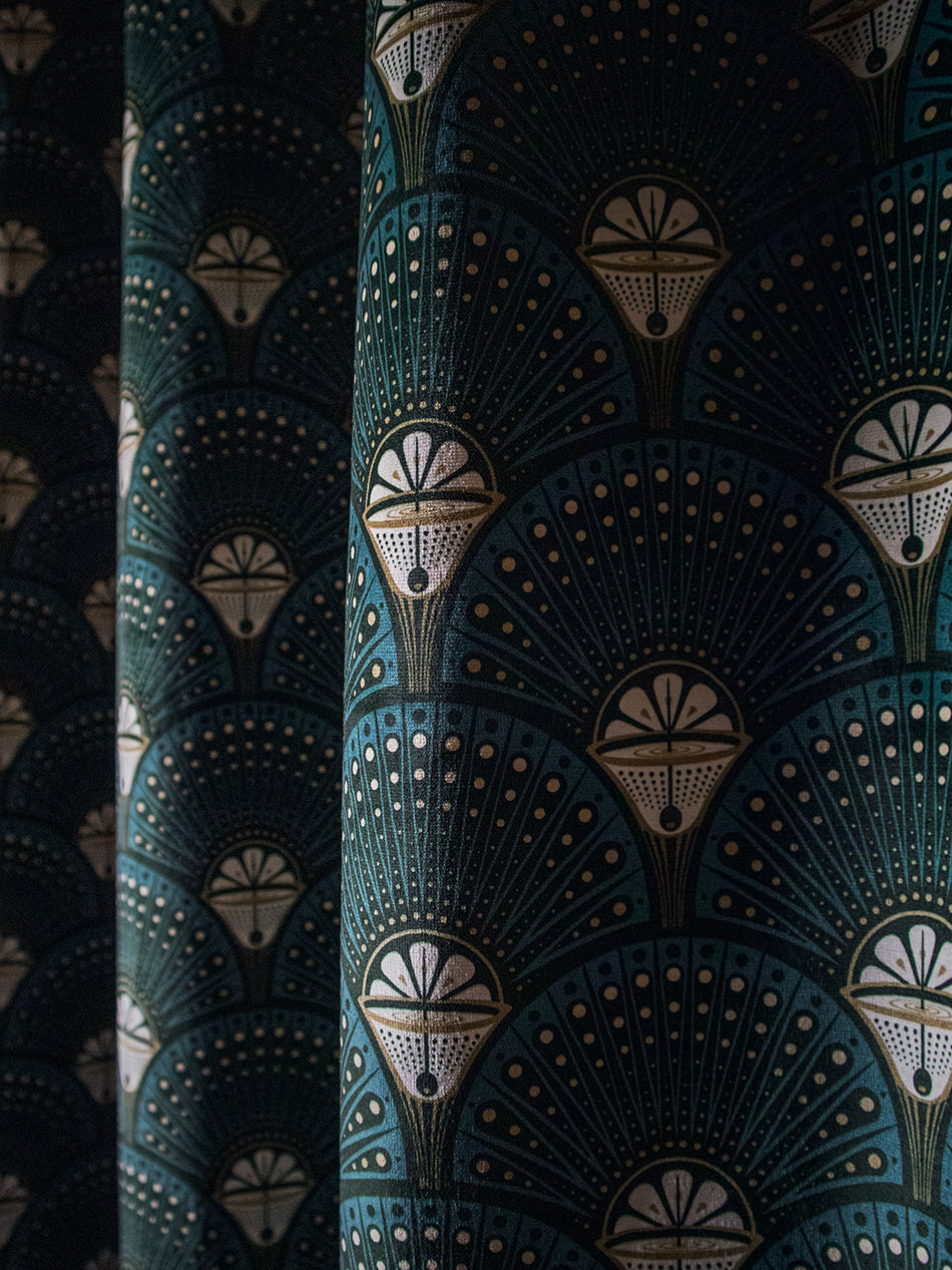 Deco Martini 'Teal' Recycled Velvet Sample